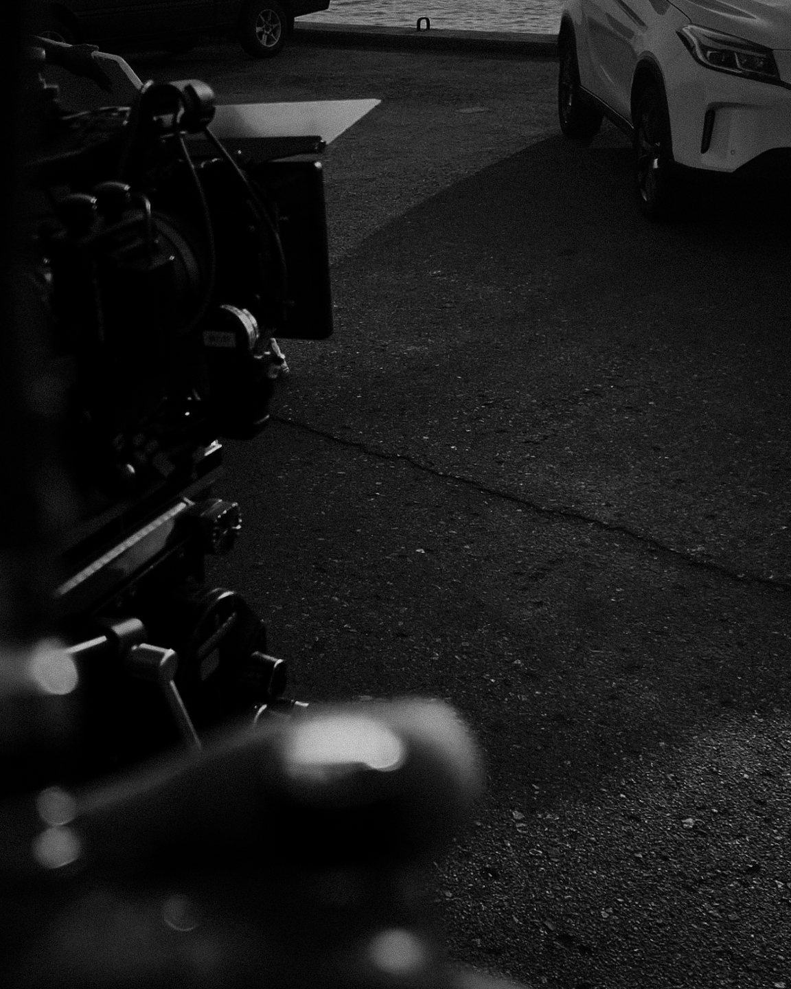 DFSK commercial — on set